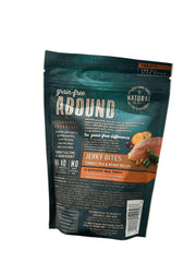 Abound turkey jerky bites with a focus on the turkey, peas, sweet potatoes and berries.
