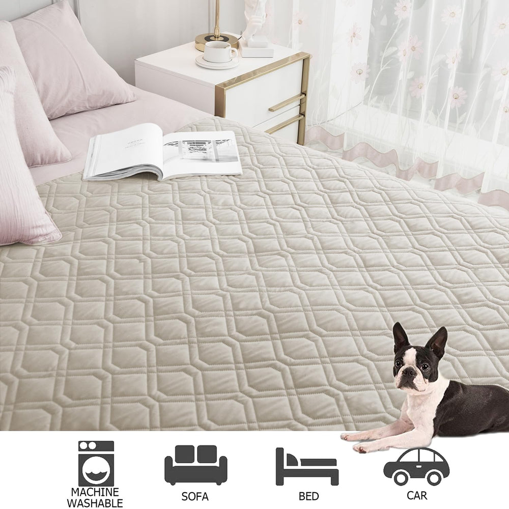 Detail of the internal TPU coating in the Ameritex waterproof dog bed cover.