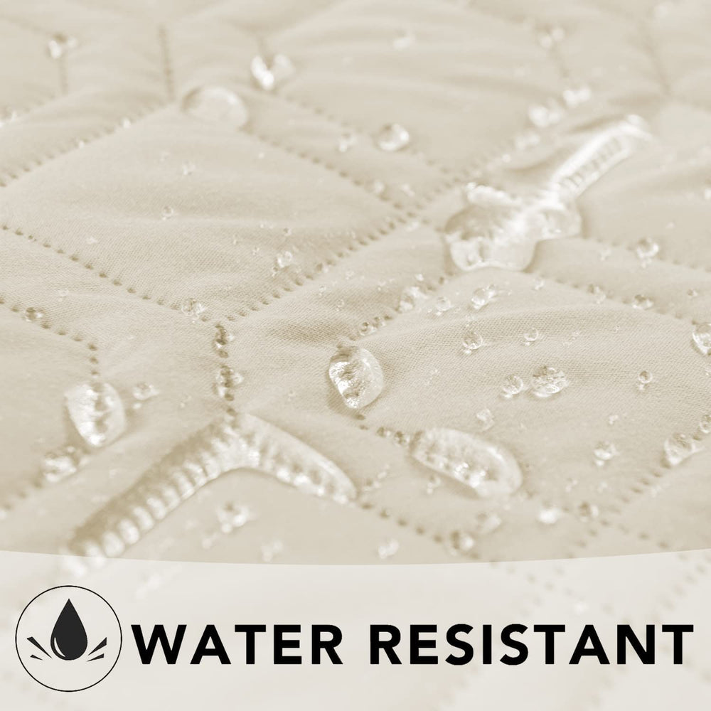 Ameritex reversible dog blanket showing its matching-color sides.