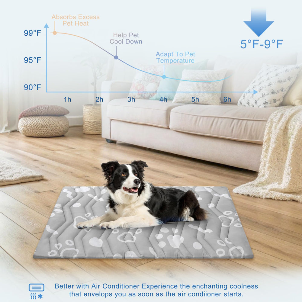 BEAUTYZOO Dog Bed Mat showing its soft, warm side for colder days.