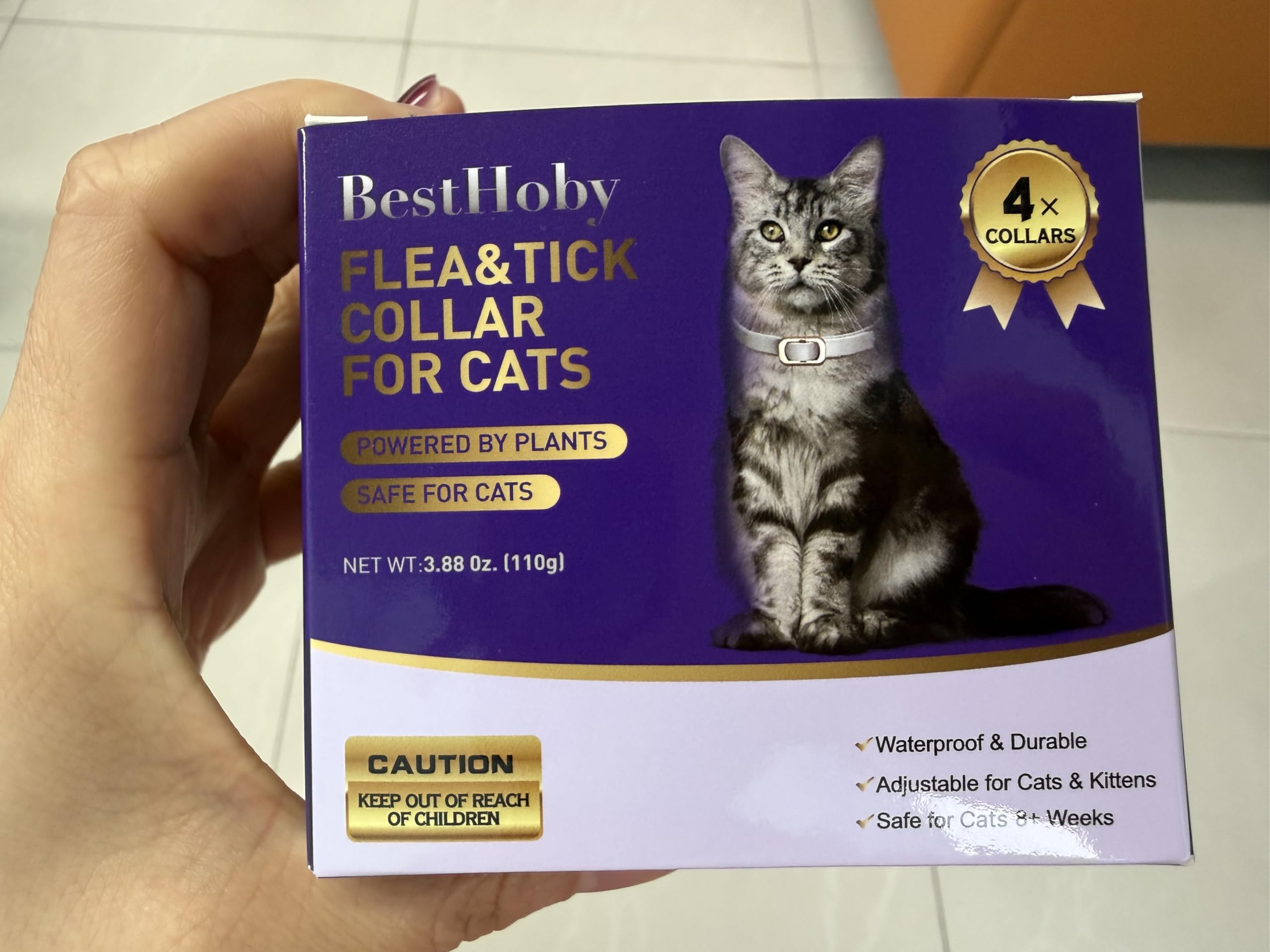 BestHoby flea and tick collar showing the fastening area.