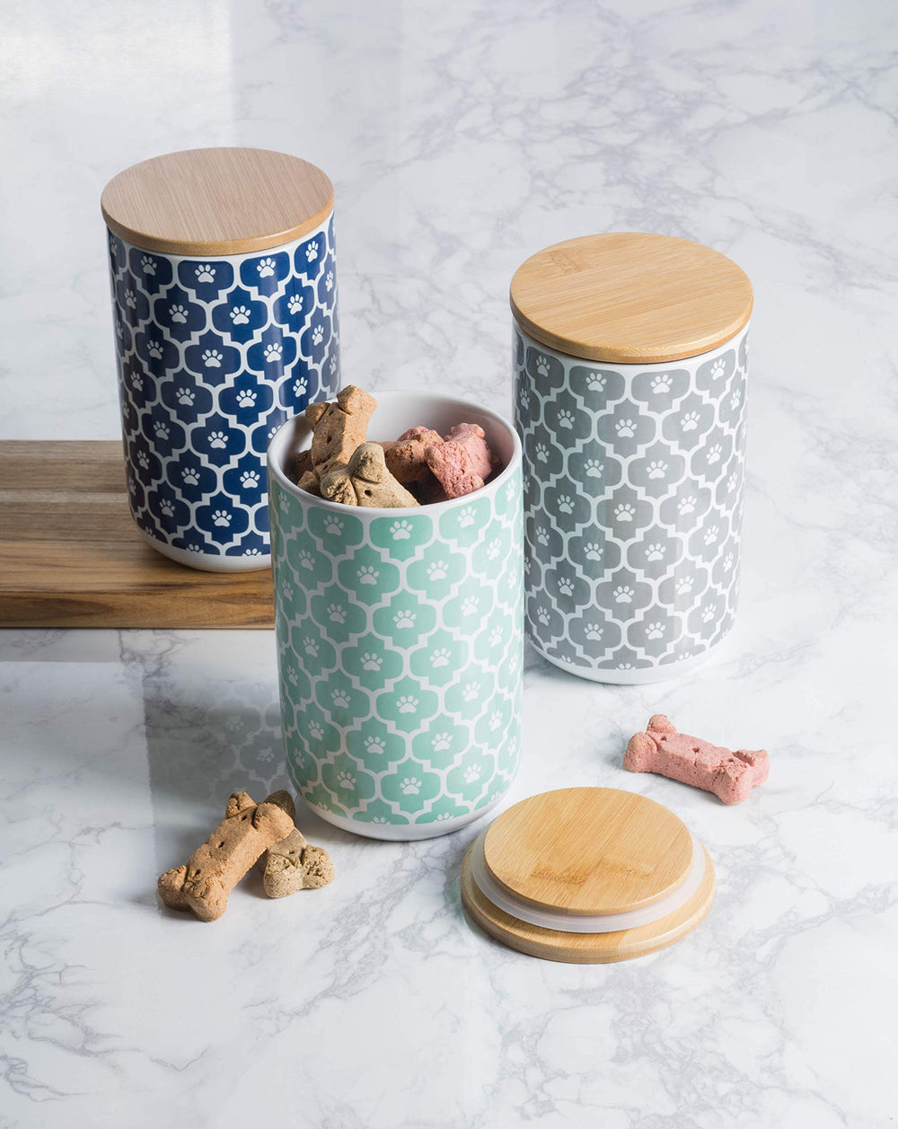 Bone Dry Pet Treat Jar shown with its diameter and height dimensions.