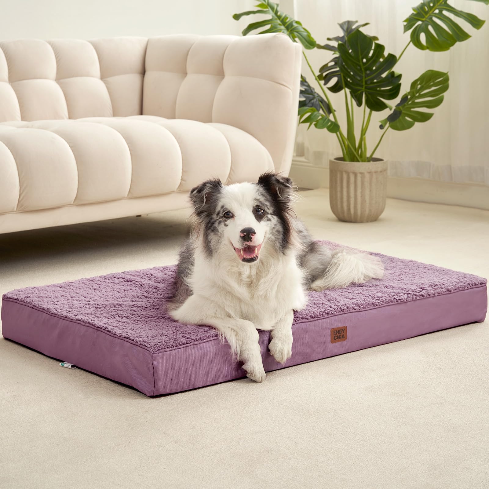 EHEYCIGA orthopedic dog bed placed inside a dog crate.