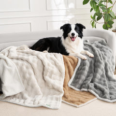 FWERDG dog blanket close-up showing its bubble-pattern faux-fur texture.