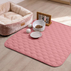 gogobunny pet blanket close-up highlighting its waterproof barrier.