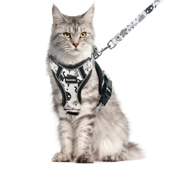 Halypet cat harness and leash set shown from the front.
