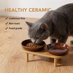 Havniva elevated cat bowls showing the anti-slip rubber feature beneath the dish.