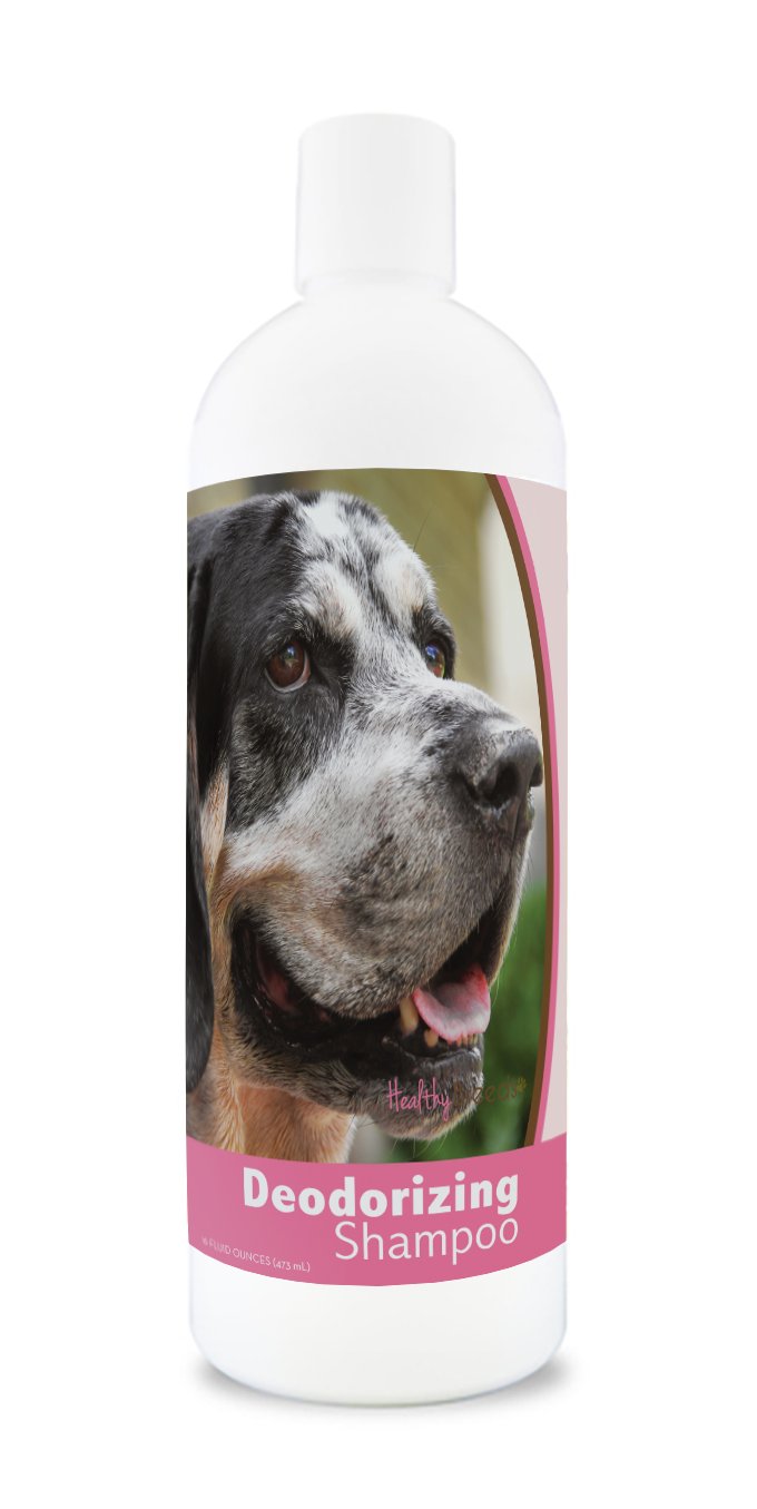 Healthy Breeds Bluetick Coonhound deodorizing shampoo packaging shown from the front.