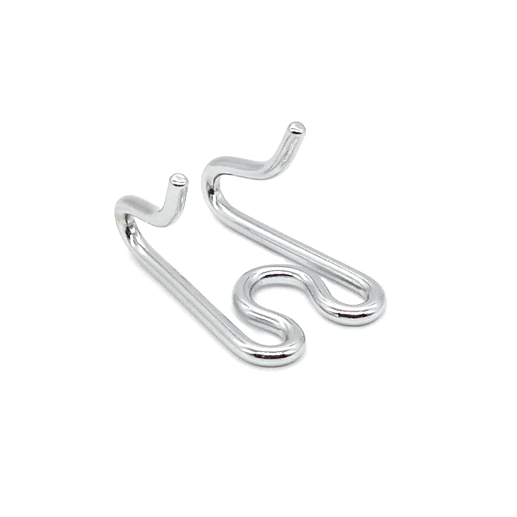 Herm Sprenger additional prong link detail showing its metal construction.