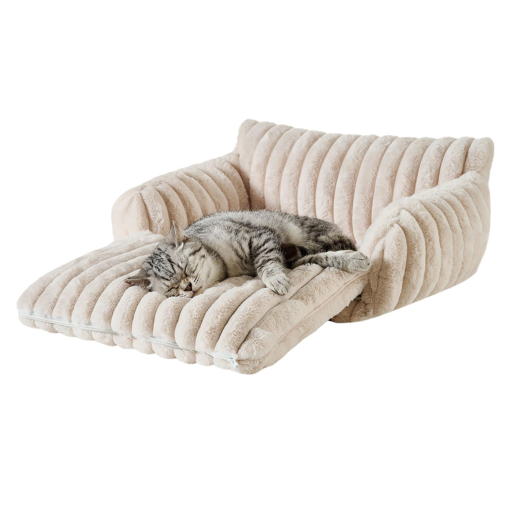 Hollypet cat bed showing the space available in its sleeping area.