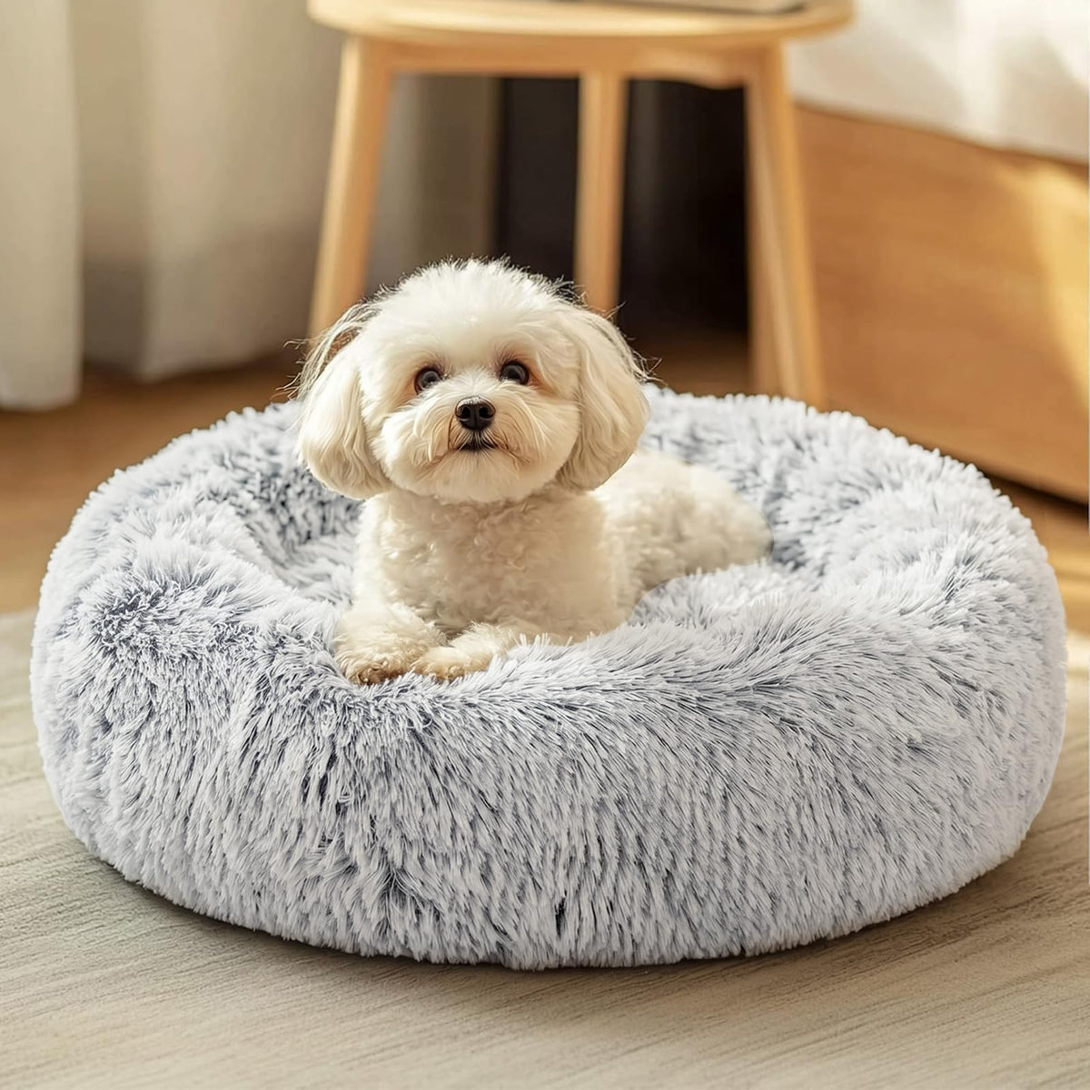 JOLLYVOGUE donut pet bed shown from the front.