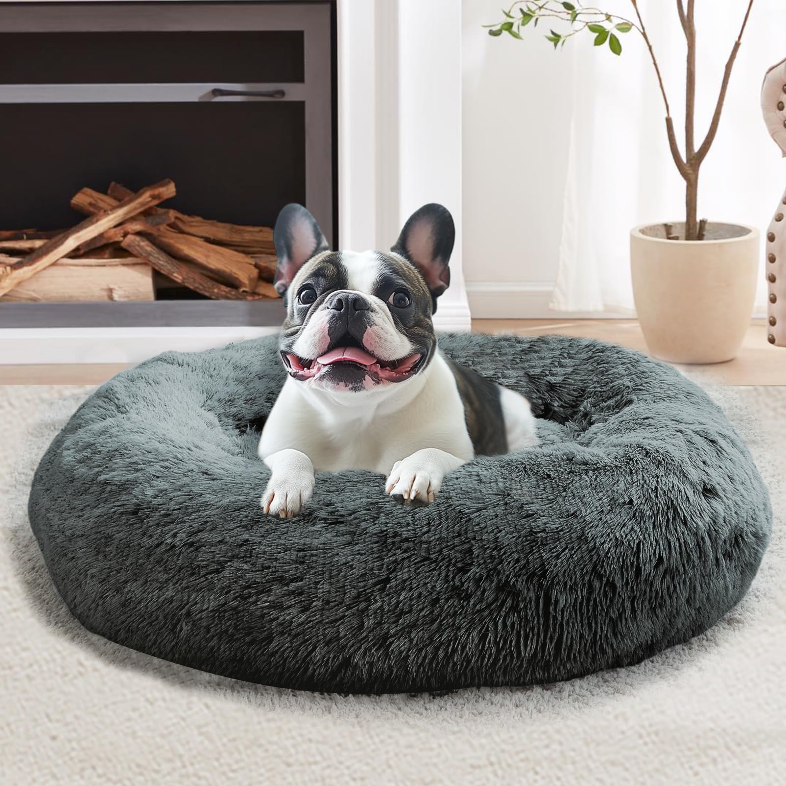 Front view of the JOLLYVOGUE donut pet bed in its round shape.