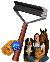 KIZO ESLO undercoat rake shown from the front with its extra-large grooming head.