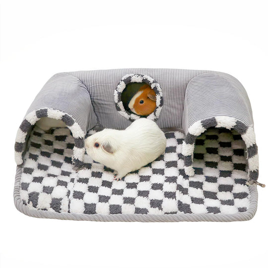 Lfokd Guinea Pig Hideout Tunnel shown from the front with its mat and tunnel.