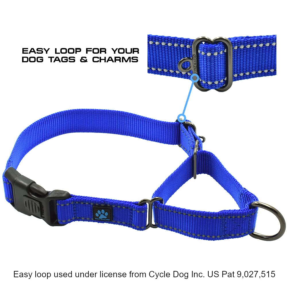 Max and Neo Nylon Martingale Collar shown in a close-up of its nylon material.