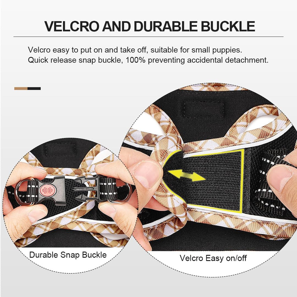 Mercano dog harness set leash shown with its padded handle.