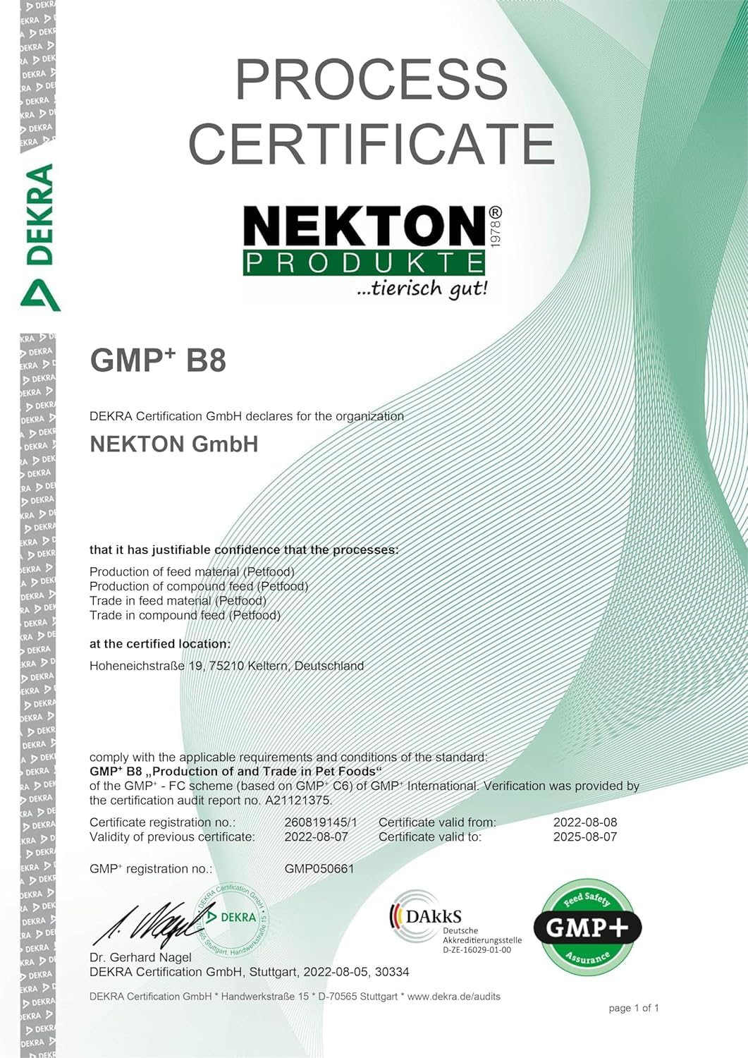 NEKTON B-Komplex bird supplement package shown to display its overall size.
