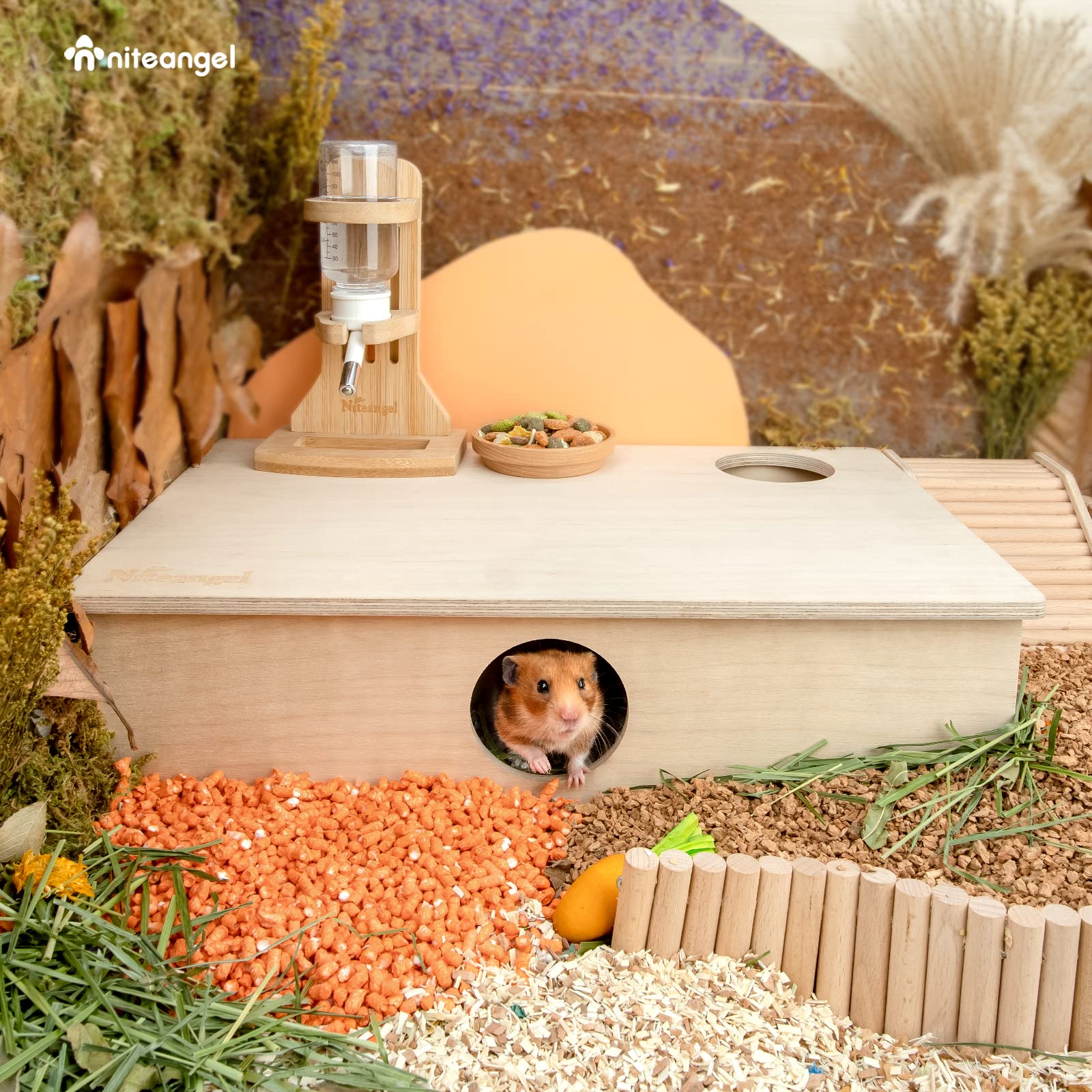 Niteangel hamster house maze showing the roof platform and overall structure.