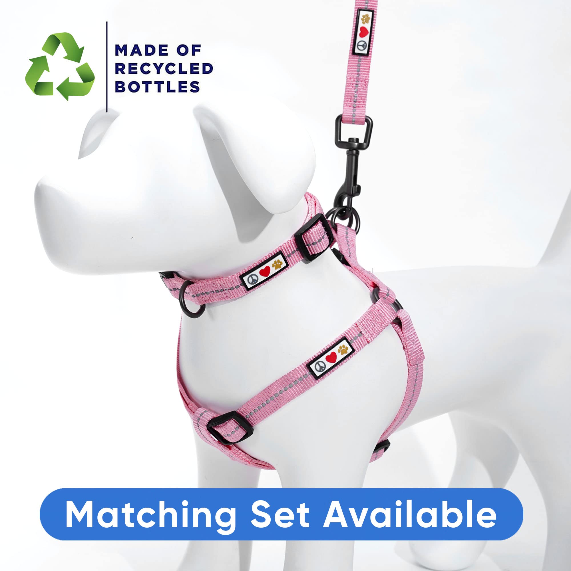 Pawtitas dog harness displaying the vest shape.