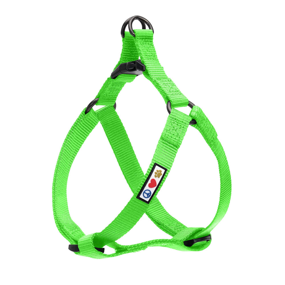 Pawtitas step-in dog harness shown from the front.