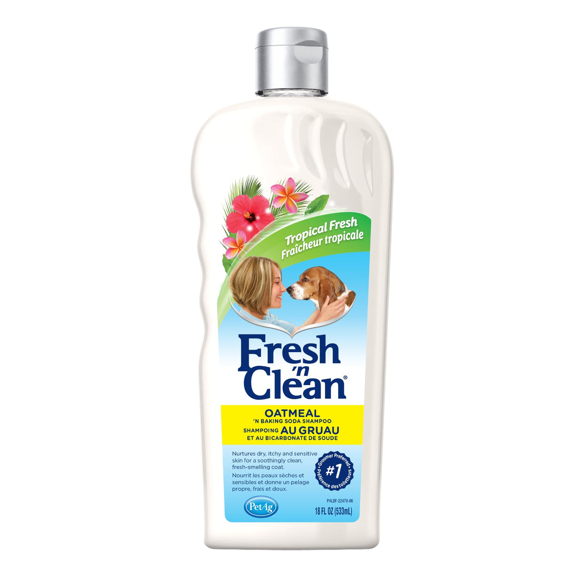 PetAg Fresh ’n Clean Oatmeal ’n Baking Soda Shampoo bottle shown from the front.