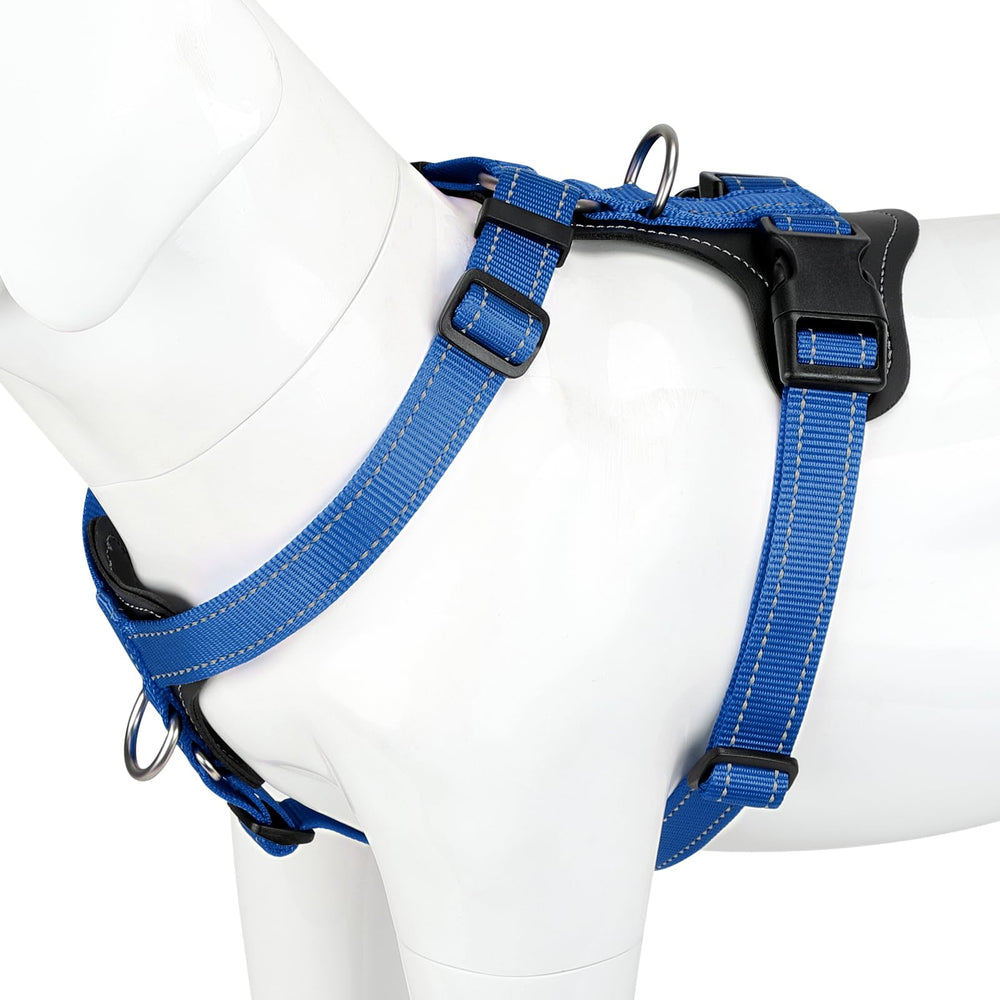 PLUTUS PET dog harness shown from the front.