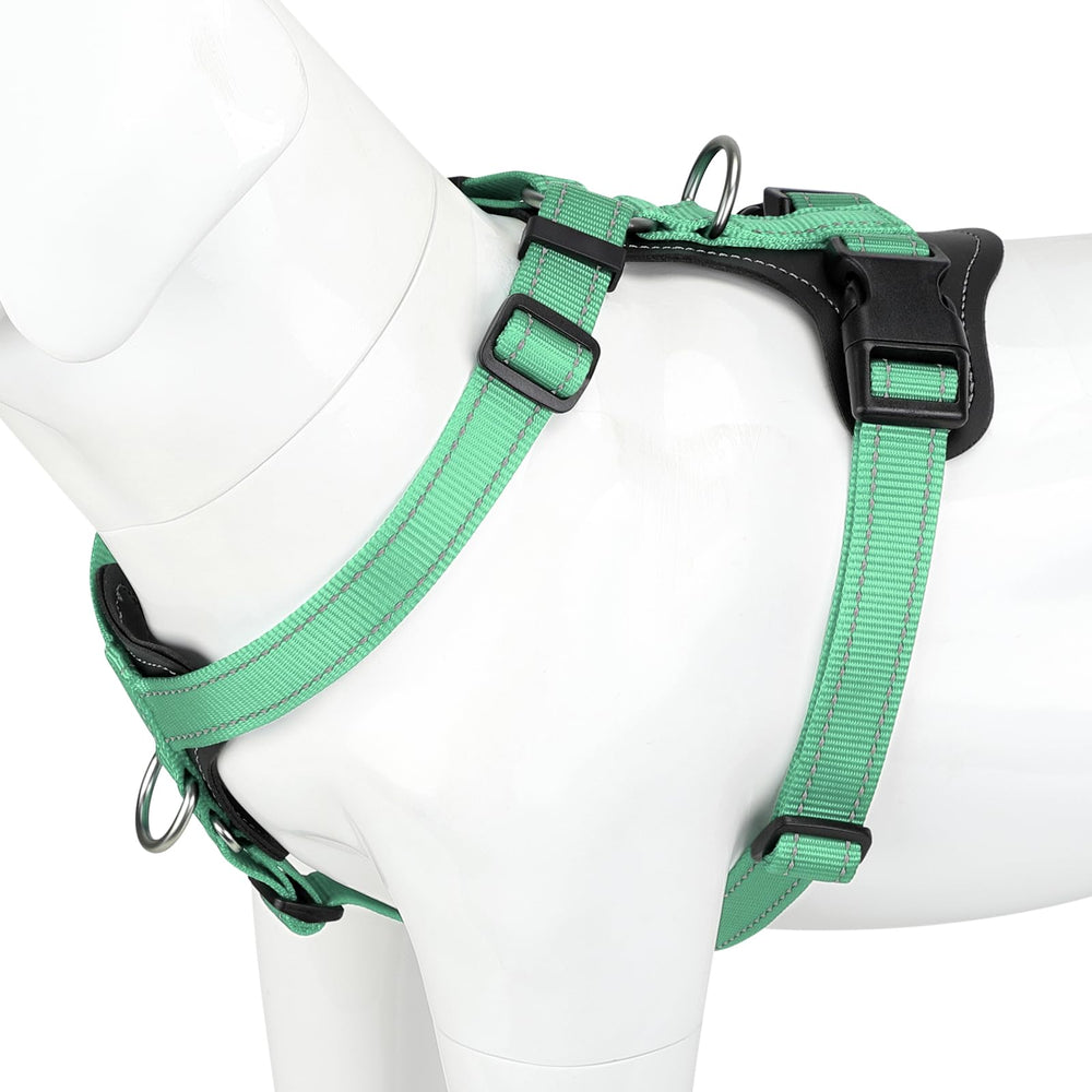 PLUTUS PET dog harness shown from the front.