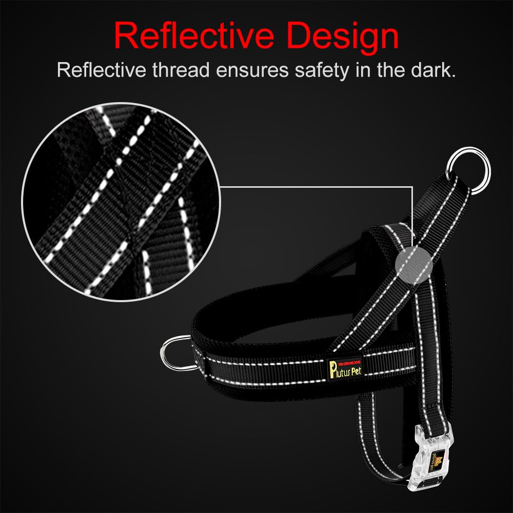 PLUTUS PET dog harness close-up showing its reflective thread.