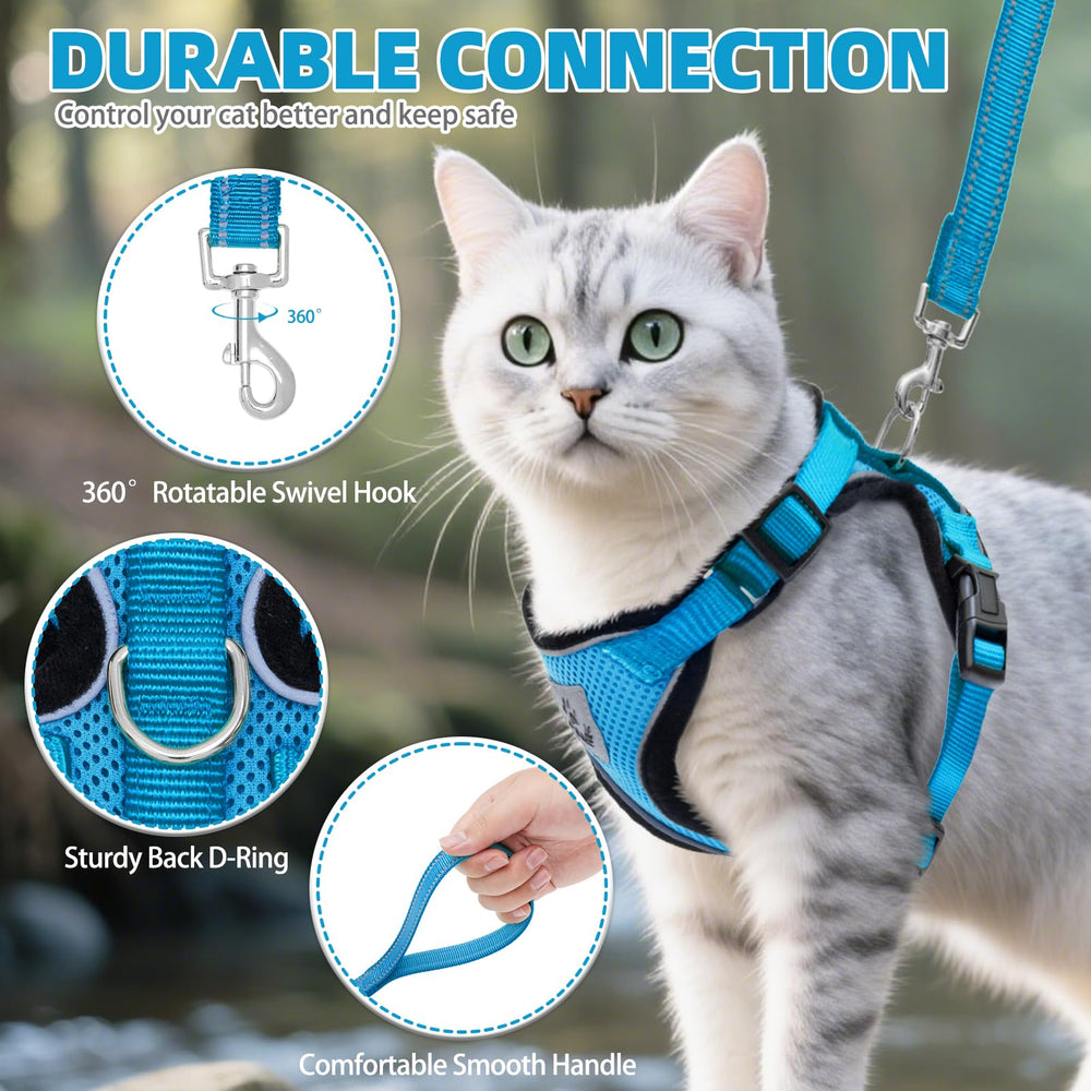 PUPTECK cat harness reflective strips shown on the harness.