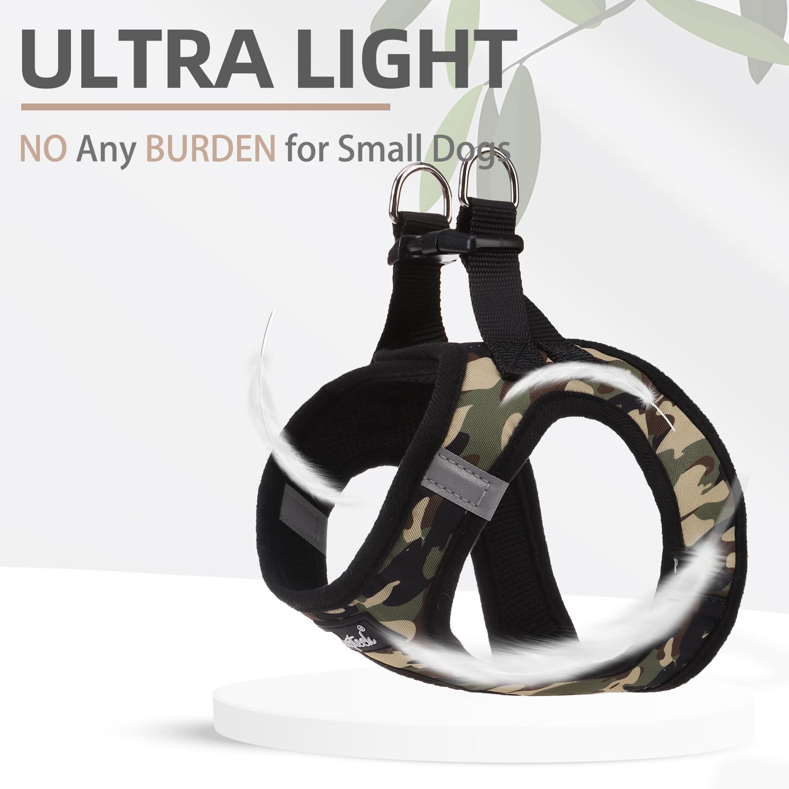 PUPTECK dog harness and leash set with reflective strips visible on both sides.