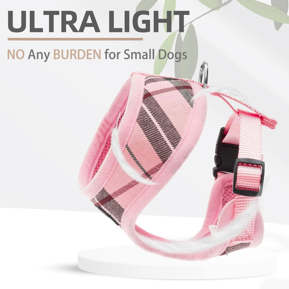 PUPTECK small dog harness quick-release buckle shown in detail.
