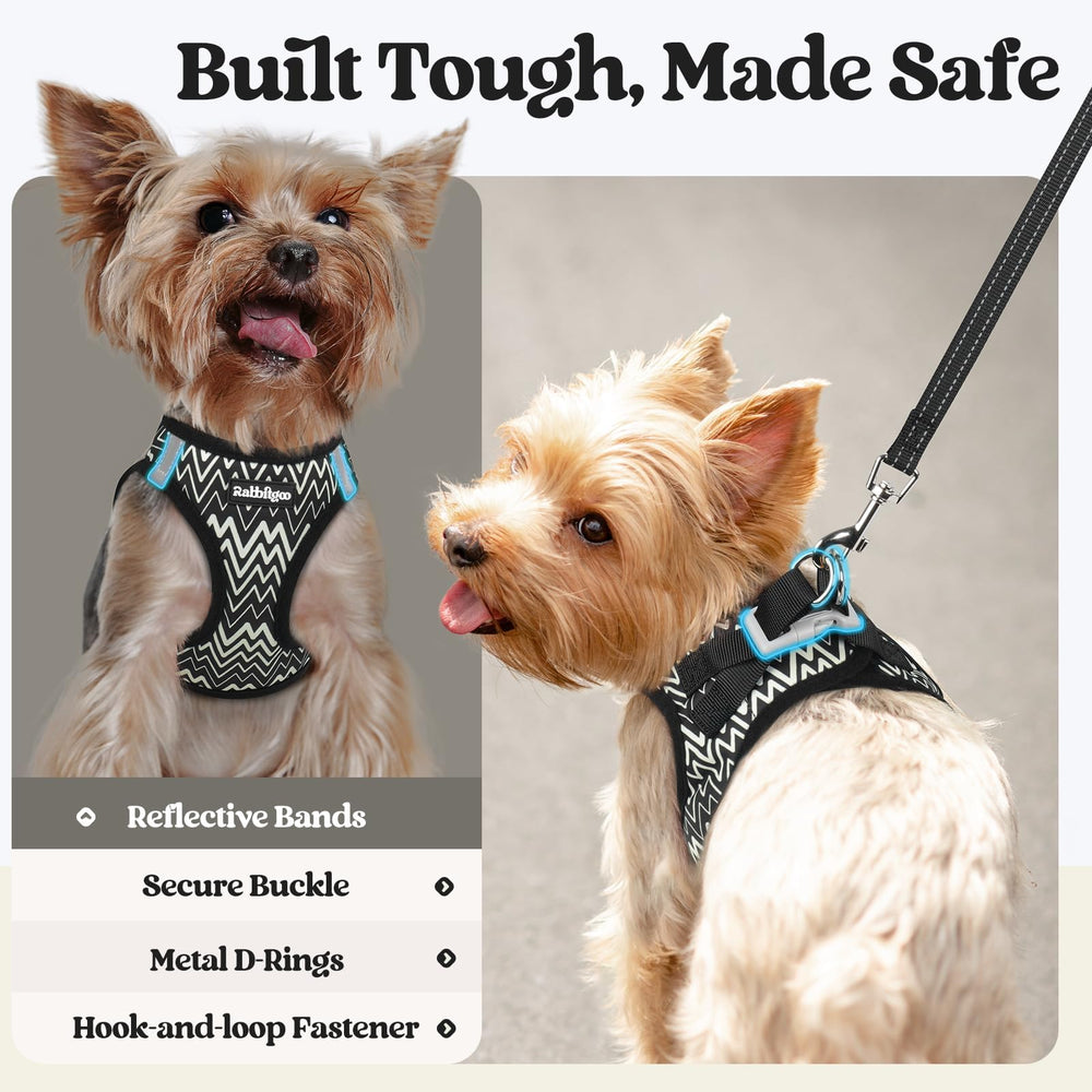 Reflective bands on the rabbitgoo dog harness vest.