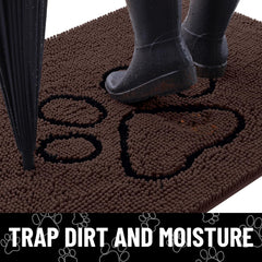 Smiry dog door mat close-up showing the soft chenille texture.