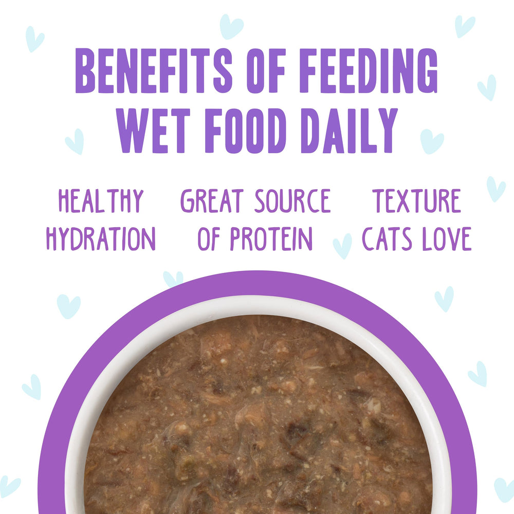 Weruva B.F.F. OMG cat food with a close view of minced pieces.