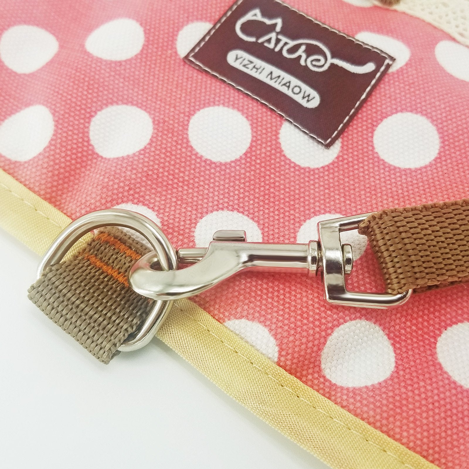 YIZHI MIAOW cat harness shown with its adjustable vest design.