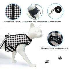 YIZHI MIAOW cat harness close-up highlighting the padded construction.