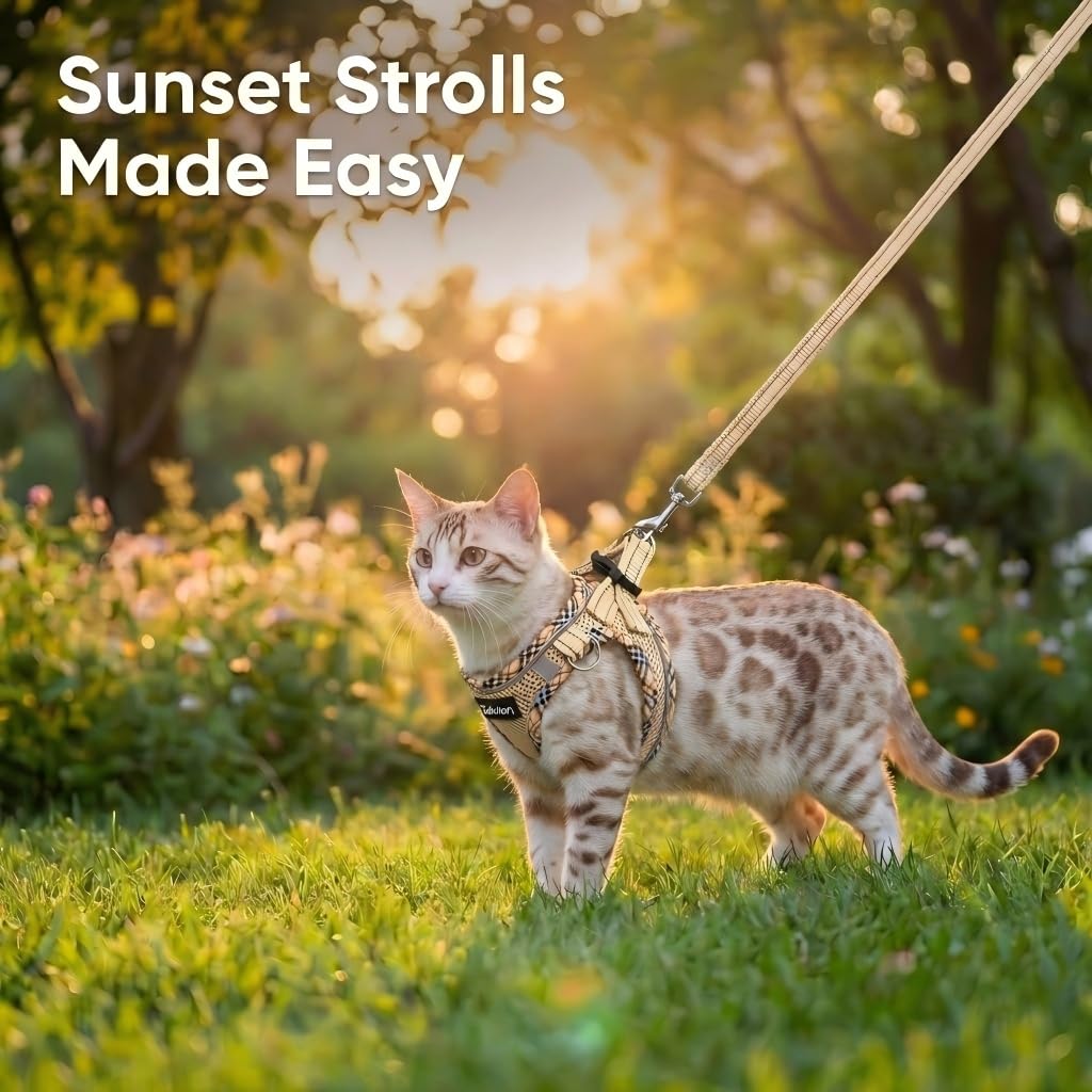 Zelvian cat harness shown with adjustable neck and chest areas.