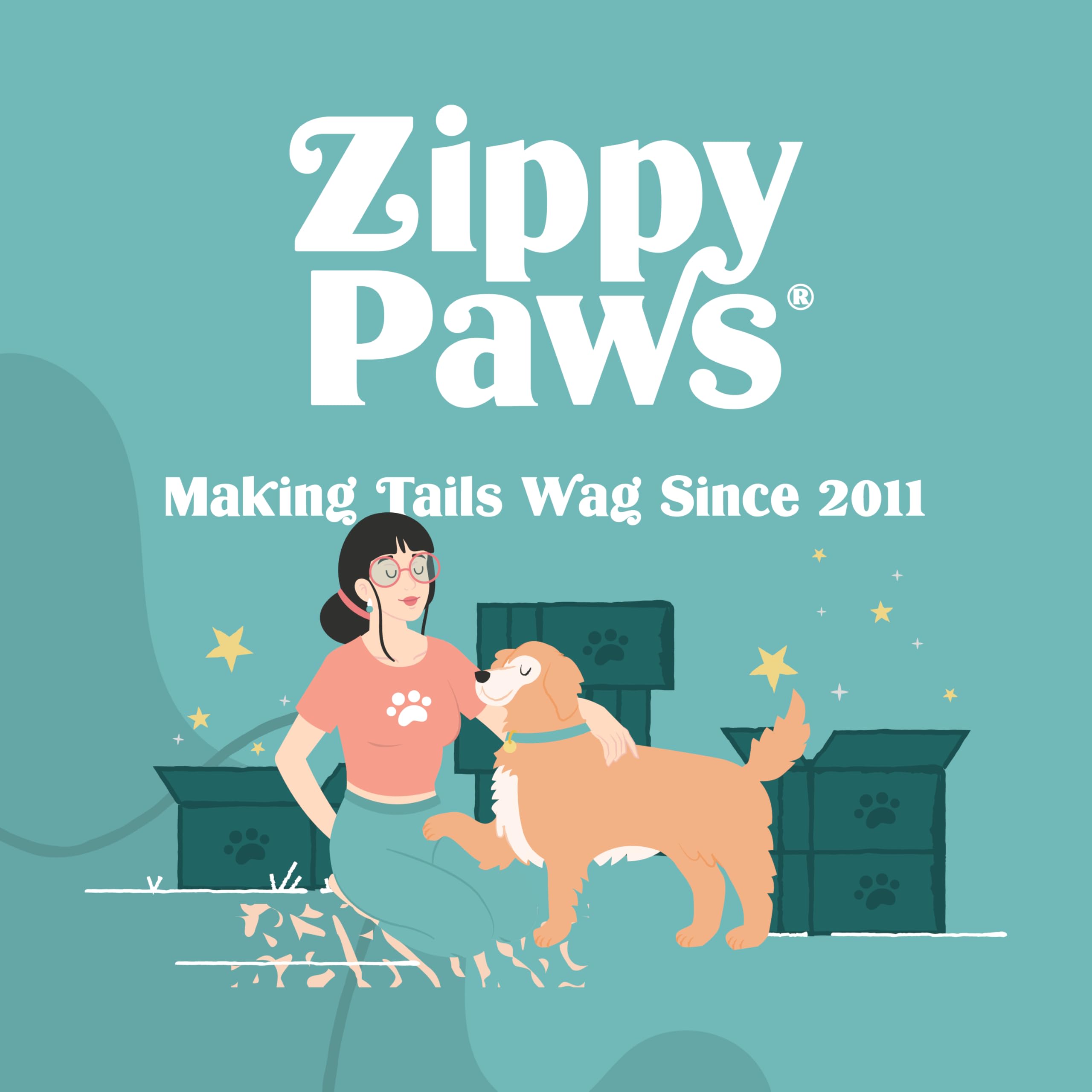 ZippyPaws RopeTugz Santa dog toy highlighting its large round squeaker.